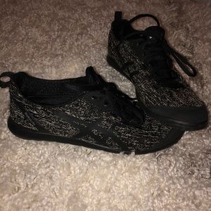 ASICS metrolyte sneakers